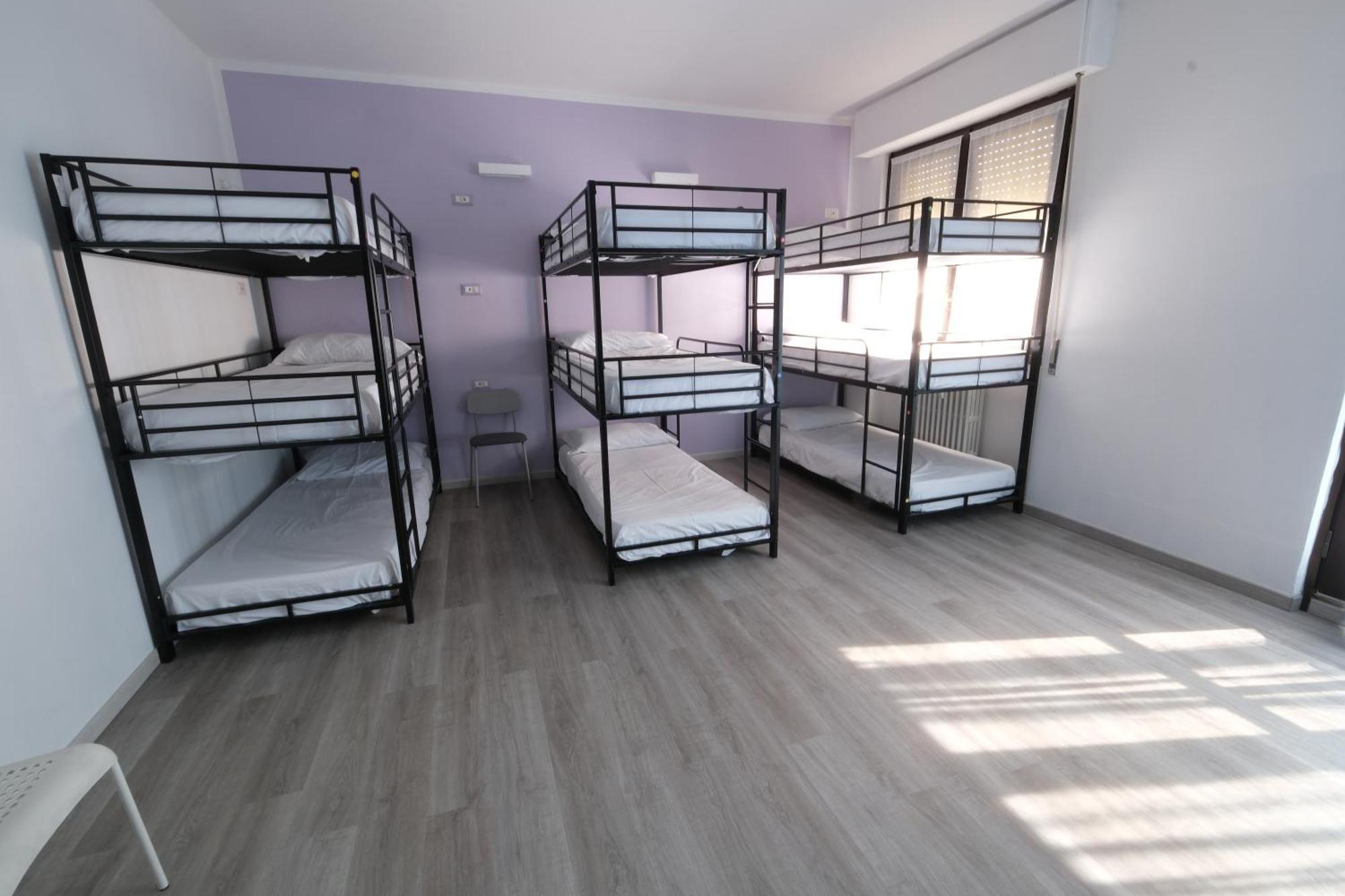 Hostel 3 Мілан Екстер'єр фото